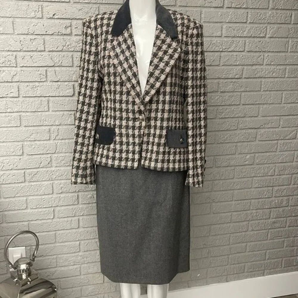 Jaeger Women Cream Gray Wool Blend Tweed Jacket Size 10